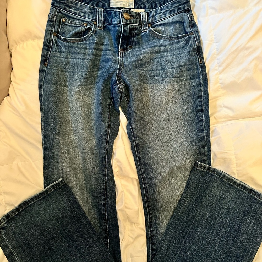 Maurices jeans